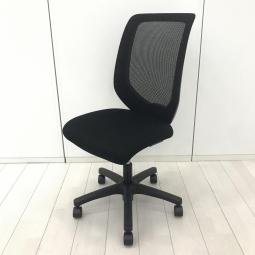 【ワンランク上のデザインと座り心地！コスパの良いブラックのメッシュチェアが入荷！】■イトーキ(ITOKI)製　コルト(colt)チェア　肘無し　ハイバック　背面メッシュ　■ブラック