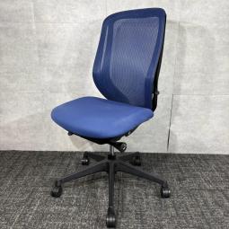 《法人様/ロット》【中古】オカムラ シルフィー C685XR FMP3 ハイバック オフィスチェア 肘無し ブルー  前傾チルト付き　2019年製 が入荷しました！人気の高機能チェア｜中古オフィス家具をお探しならオフィスバスターズ福岡博多店へお気軽にお問い合わせくだい！