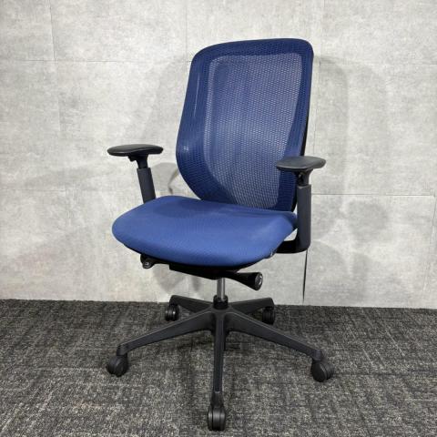 【中古】シルフィーメッシュ  オカムラ（okamura） 肘付ハイバックチェア