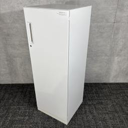 【中古】コクヨ エディア BWUH-SD65SAWN 片開き書庫/ホワイト・シリンダー錠付きで書類やファイルをすっきり収納できる使いやすいオフィスキャビネット/福岡で中古オフィス家具をお探しならオフィスバスターズ福岡博多店へお気軽にお問い合わせください！