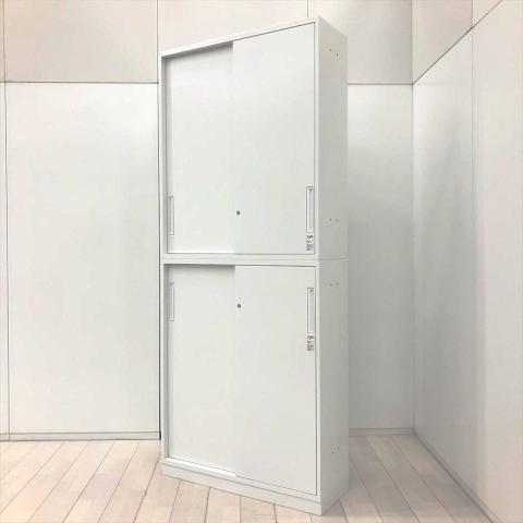 【スライド引き戸だから開閉スペースに困りません！人気の引き違い書庫！】■コクヨ(KOKUYO)製　エディア(EDIA)シリーズ　■引き違い＋引き違い　書庫セット　■ハイキャビネット　H2160㎜　■シリンダー錠　■ホワイト/596096  オフィスバスターズ　水戸サテライト　大子町　北茨城市　高萩市　日立市　常陸太田市　常陸大宮市　那珂市　東海村　ひたちなか市　城里町 水戸市　笠間市　茨城町　大洗町　小美玉市
