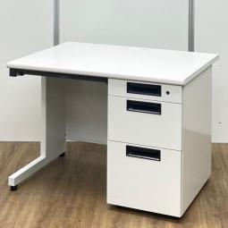 【中古】プラス フラットライン 片袖机 W1000 / ホワイトの清潔感と収納力を兼ね備えた片袖机！/福岡で中古オフィス家具をお探しならオフィスバスターズ福岡博多店へお気軽にお問い合わせください！
