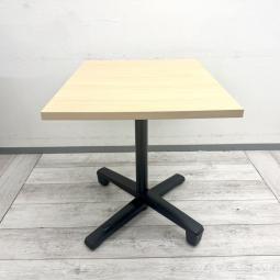 【法人様限定！来店予約で中古商品8％OFF！9月末まで　岐阜店】
【省スペース収納が可能！レイアウト変更にも便利なサイドスタックテーブル！】

■オカムラ製　ライブスシリーズ　サイドスタックテーブル　W750×D600×H720mm　ナチュラル
■会議室・ミーティングスペース・研修室・打ち合わせスペースなど幅広いシーンにおすすめ！
■使わない時は省スペースに収納でき、レイアウト変更もスムーズ。ナチュラル天板が空間に温かみをプラスします。会議テーブル・ミーティングテーブル・打ち合わせテーブル・オフィステーブルをお探しの方にもおすすめです！【okamura Lives】
