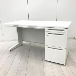 【充実のワークスペースで作業効率アップ！上長席におすすめ！豊富な引出しで机上をスッキリ整理！】■オカムラ(okamura)製　アドバンス(ADVANCE)シリーズ　片袖机　W1400×D700mm　■配線Sタイプ　■シリンダー錠　■ホワイト