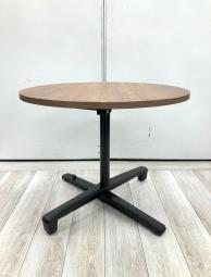 リフレッシュ/カフェ調/ABW　オカムラ（okamura）製　LivesMeetingTable（ライブス）  丸形　W900×H720㎜ ◆天板折り畳み式　■天板：木目ダークブラウン　脚：ブラック