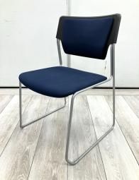【在庫入替セール品】【脚カバー無し】イトーキ製　スタッキングチェア　エレック（Eleck）シリーズ　ブルー