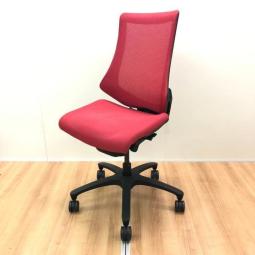 【在庫入替セール品！（本在庫限定価格）】【姿勢の変化にフレキシブルに対応する高機能メッシュチェア！】■イトーキ(ITOKI)製　エフ(F)チェア　肘無　ハイバック　■背面メッシュ　■ラズベリーレッド×ブラックシェル　【弊社使用欄：A01068848】
