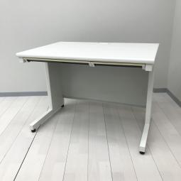 【コンパクトな定番デスク入荷！】■プラス(PLUS)製　JSシリーズ　平机　引き出し付　■W1000×D700×H700㎜　■ホワイト