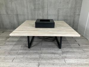 【ナチュラルで落ち着きのある素材で、居心地の良い空間つくり！】■オカムラ（okamura）製　Alt Piazza(アルトピアッツァ)　ライブラリーテーブル　■大型テーブル　スクエア　■木目ナチュラル天板　ブラック脚/605866 オフィスバスターズ　水戸サテライト　水戸市、日立市、ひたちなか市、鹿嶋市、神栖市、牛久市、古河市、結城市、東海村、つくば市