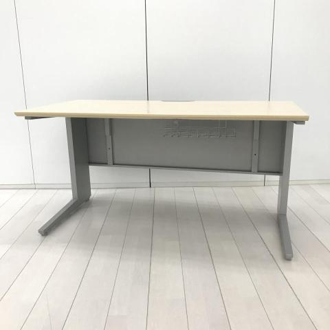 【スタイリッシュなデザインと機能性を兼ね備えたシンプルデスク!】■オカムラ(okamura)製 プロユニット(Pro Unit)シリーズ 平机 引き出し無 W1400×D735㎜ ■幕板付き ■天板:木目調ナチュラル L字脚:シルバー/596792 オフィスバスターズ 水戸サテライト 大子町 北茨城市 高萩市 日立市 常陸太田市 常陸大宮市 那珂市 東海村 ひたちなか市 城里町 水戸市 笠間市 茨城町 大洗町 小美玉市
