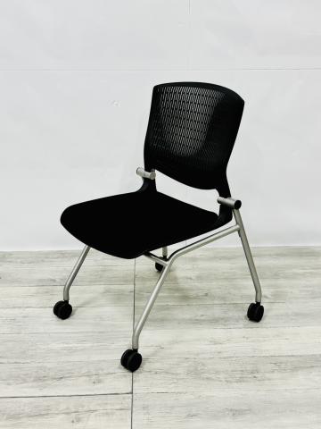 【中古】グラータチェア  オカムラ（okamura） ミーティングチェア