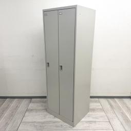 【中古】オカムラ FZ 2人用更衣用ロッカー ニューグレーが入荷！/福岡で中古オフィス家具をお探しならオフィスバスターズ福岡博多店へお気軽にお問い合わせください！