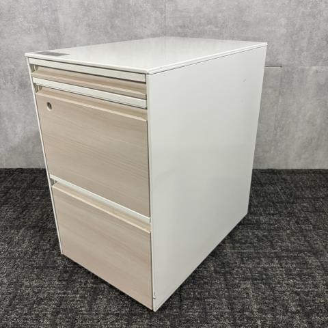 【中古】プロステージ　クレスト DT31CA ZE83 オカムラ（okamura） ワゴン3段