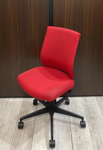 【中古】ウィザード4 C06S-12C-BK1 コクヨ（KOKUYO） 肘無ローバックチェア