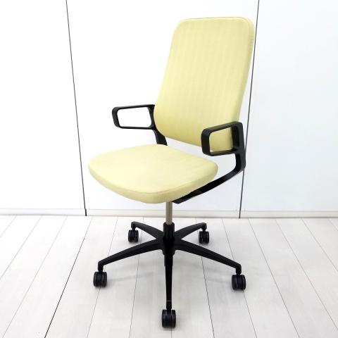 【中古】レヴィ KG-515SB-TTU9 イトーキ（ITOKI） 肘付ハイバックチェア