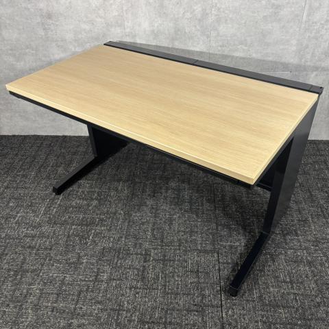 【中古】アドバンス  オカムラ（okamura） 平机