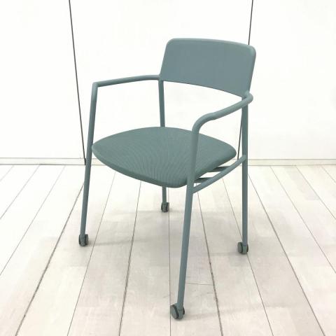 【中古】エニー K01-Z211 CU1 コクヨ（KOKUYO） ネスティングチェア