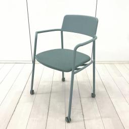 【シンプルなデザインで使いやすい！簡単に収納可能！】■コクヨ（KOKUYO）製　エニー（Any）　ネスティングチェア　キャスター付き　■アッシュターコイズ　【関東倉庫在庫品】【弊社使用欄：A01070430】【HUL10】