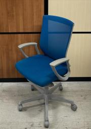 【在庫入替セール品！】【人間工学に基づいた設計で快適なデスクワークを実現！】■オカムラ　エスクードメッシュチェア　肘付　ターコイズブルー　ハイバック　■機能充実のメッシュチェアー！【T6】【T7】（T9）