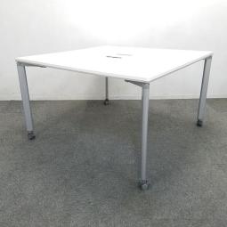 コクヨ製　配線受付き！ミーティングテーブル入荷！中古　テーブル　会議　フリーアドレス　ZOOM　オフィス
