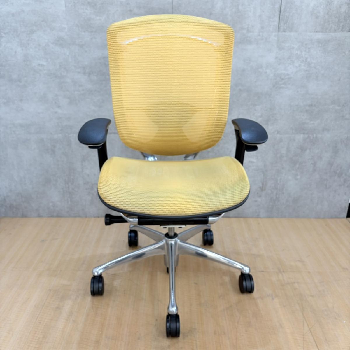 『okamura』オカムラ イームズチェア ダイニングチェア ヴィンテージ.. 中古】 CM31AB FGH1 オカムラ/okamura 肘付ハイバックチェア 613856