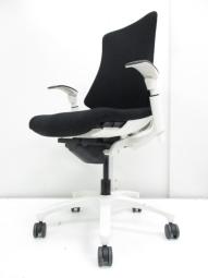 【イトーキ/オフィスチェア/エフクロス/ブラック】が入荷予定！ ＊良品を格安で！「オフィスバスターズ福岡南店」は、福岡を拠点として、全国へ中古オフィス用品・オフィス家具を提供しております。