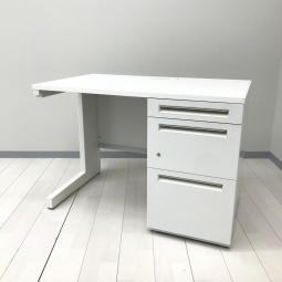 【収納も充実！省スペースにおすすめの横幅1000㎜のワークデスク！】■ウチダ(UCHIDA)製　スカエナ(SCAENA)シリーズ　片袖机　W1000×D600×H700㎜　■配線Sタイプ　■シリンダー錠　■ホワイト