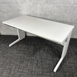 【中古】イトーキ CZR-147HAS-9W9 CZR 平机 ロット商品/イトーキの定番「CZR」シリーズ！W1400の使いやすい平机で、センター引出しや配線機能を備えた中古オフィスデスクです。複数台まとめて揃えやすいロット商品！/福岡で中古オフィス家具をお探しならオフィスバスターズ福岡博多店へお気軽にお問い合わせください！　#格安　#オフィスデスク