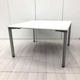 【608318】【使い方は自由自在！】■ コクヨ（KOKUYO）製　ワークソート（WORKSORT）シリーズ　ワークテーブル　W1200mm　■配線ボックス付 　■ホワイト　オフィスバスターズ　水戸サテライト　大子町　北茨城市　高萩市　日立市　常陸太田市　常陸大宮市　那珂市　東海村　ひたちなか市　城里町 水戸市　笠間市　茨城町　大洗町　小美玉市