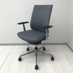 【在庫入替セール品！（本在庫限定価格）】【オフィスの王道！納得の座り心地！定番のオフィスチェア！】■コクヨ(KOKUYO)製　ウィザード(wizard)チェア　ハイバック　■固定肘　■スレートグレー【弊社使用欄：A01078236】【HU】