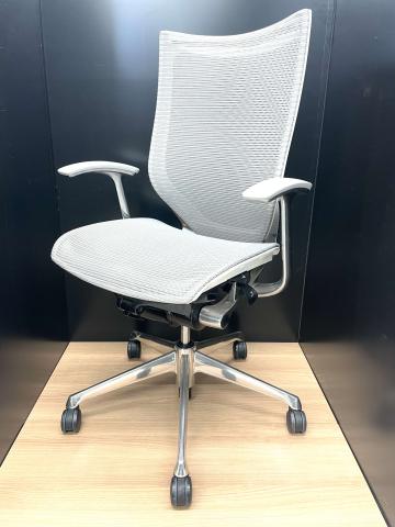 【中古】バロンメッシュチェア  オカムラ（okamura） 肘付ハイバックチェア