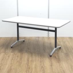 【訳あり品：サイドカバーのゴム緩み】(T9)【商品入替のため、残り4台限り】イトーキ製　グレー　W1500xD750xH680サイズ　T字脚　会議や打ち合わせにオススメの人気ミーティングテーブル！　シンプルなデザインで様々な空間にフィットする定番商品！　会議テーブル！　ミーティングテーブル！！※保証対象外品になります。