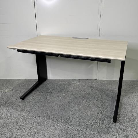 【中古】プロユニット  オカムラ（okamura） 平机