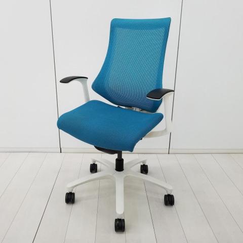 【中古】エフメッシュ KF-370JB-W9A3 イトーキ（ITOKI） 肘付ハイバックチェア