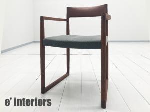 e interiors / インテリアズ　SWEEPY / スウィーピー アームチェア　大城健作　ダイニングチェア