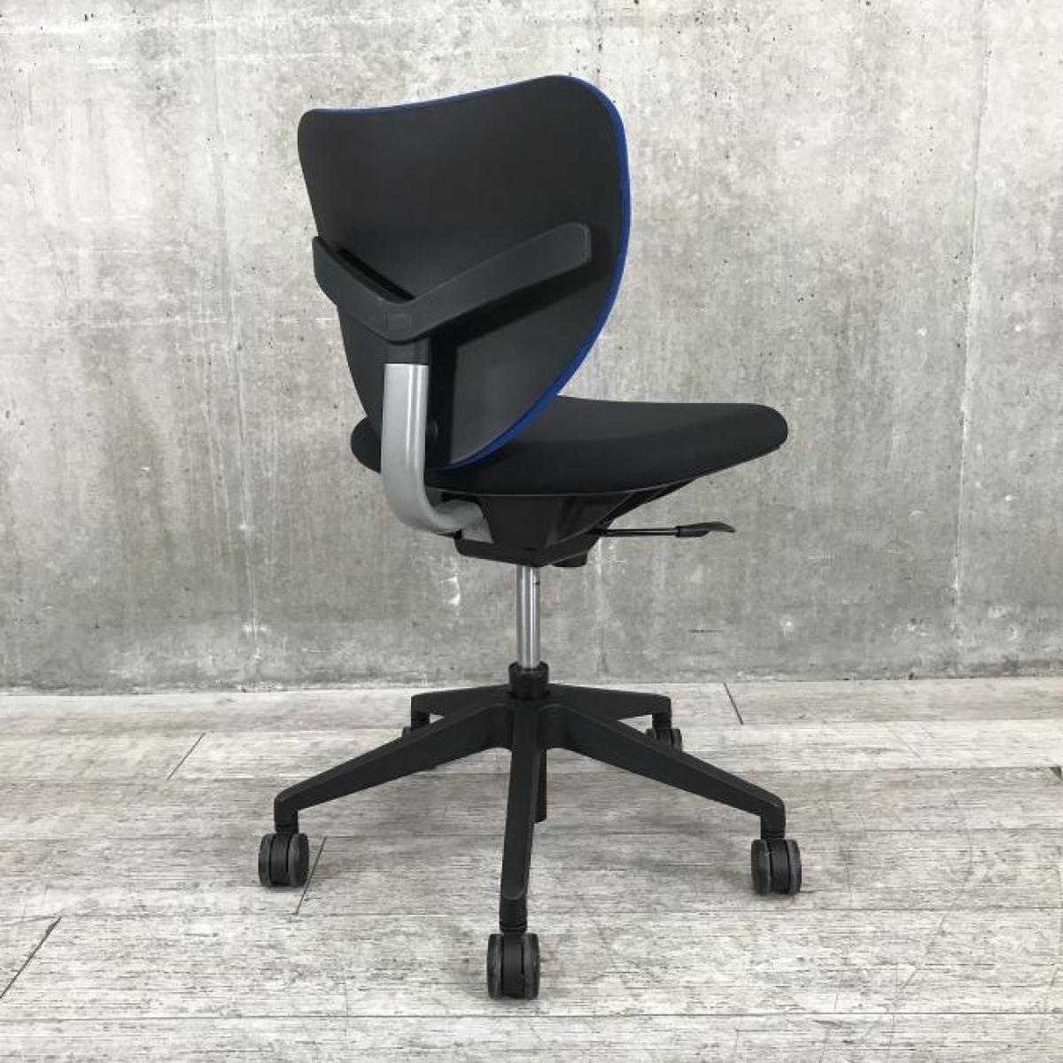 中古】エポ ウチダ/UCHIDA 肘無ローバックチェア 615427 - 中古