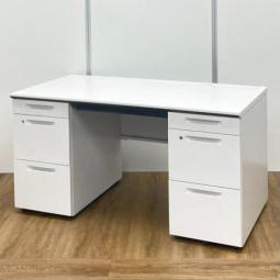 コクヨ製　アイエス(IS)　ホワイト　両袖　デスク　W1400xD700xH720サイズ　シリンダー　収納スペース充実！　机上をスッキリ整理！　幅広いワークスペースで上長席にもオススメ！　W1400両袖机！！