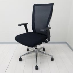 【在庫入替セール品！（本在庫限定価格）】【3Dフィット構造が体を優しく包み込みます。流行のメッシュがお洒落！】■コクヨ（KOKUYO）製　フォスター（FOSTER）チェア　ハイバック　肘付き　■可動肘　■ブラック【弊社使用欄：A01076189】【HU】