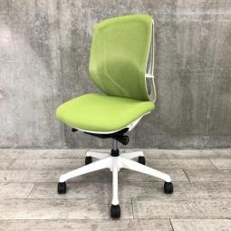 【オカムラ製品で最も人気を集める高機能チェア！】■オカムラ(okamura)製　シルフィー(Sylphy)チェア　肘無　ローバック　背面メッシュ　■ライムグリーン×ホワイトシェル　590574　オフィスバスターズ　水戸サテライト　大子町　北茨城市　高萩市　日立市　常陸太田市　常陸大宮市　那珂市　東海村　ひたちなか市　城里町 水戸市　笠間市　茨城町　大洗町　小美玉市
