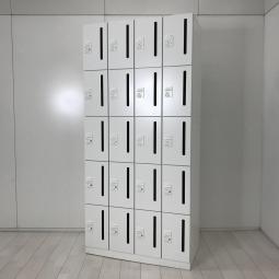 【フリーアドレスオフィスに最適！パーソナルロッカー！】■コクヨ（KOKUYO）製　イノン（iNON）シリーズ　20人用メールロッカー　パーソナルロッカー　投函口あり　H1900㎜　■ダイヤル錠　■ホワイト≪リクルーティング・採用強化≫≪モチベーションUP・やる気向上≫≪ウェルビーイング≫