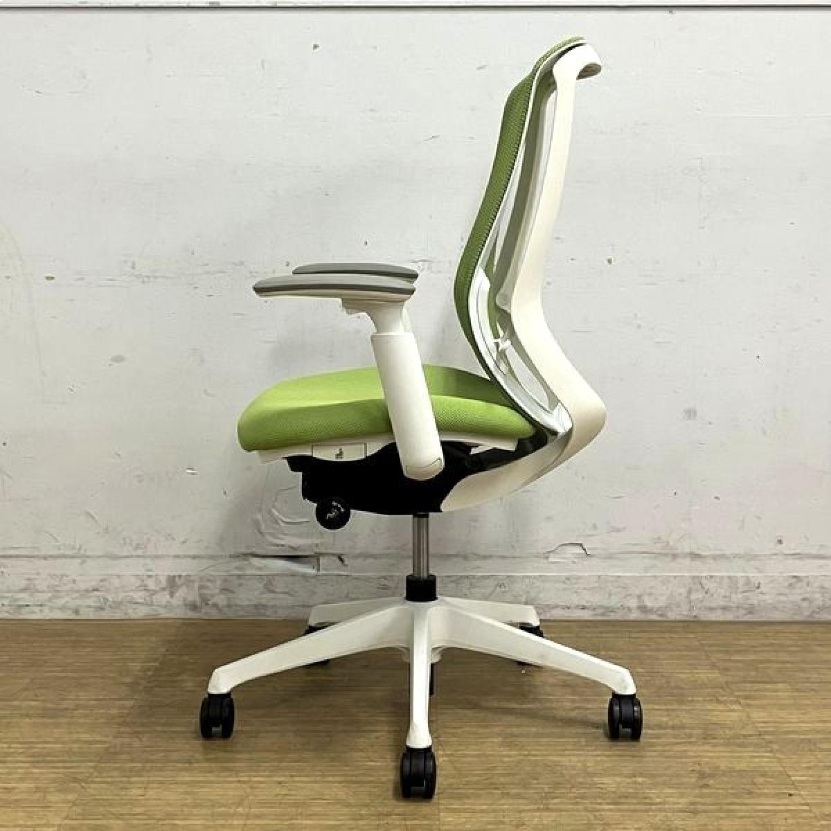 bn　オカムラ　シルフィーチェア　前傾機能　ハイバック　メッシュタイプ　中古 中古】シルフィーメッシュ オカムラ/okamura 肘付ハイバックチェア