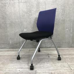 【関西倉庫在庫品】平行スタックタイプ　ネスティングタイプ　コクヨ製/スタイラ/ブルー色　【弊社使用欄：A01096057】