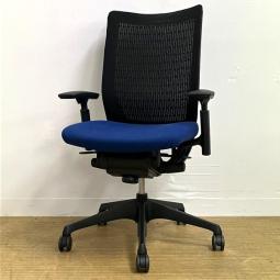 【関西倉庫在庫品】オカムラ　ヴィスコンテ　アジャストアーム（可動肘）ハイバックモデル　座：ブルー　背：ブラック　背メッシュ【弊社使用欄：A01095879】