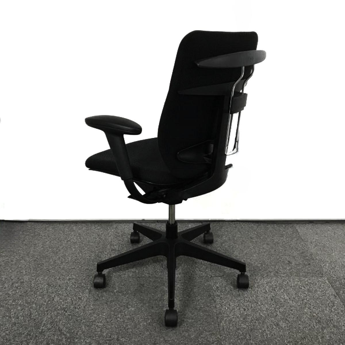 中古】プラオチェア イトーキ/ITOKI 肘付ハイバックチェア 615983