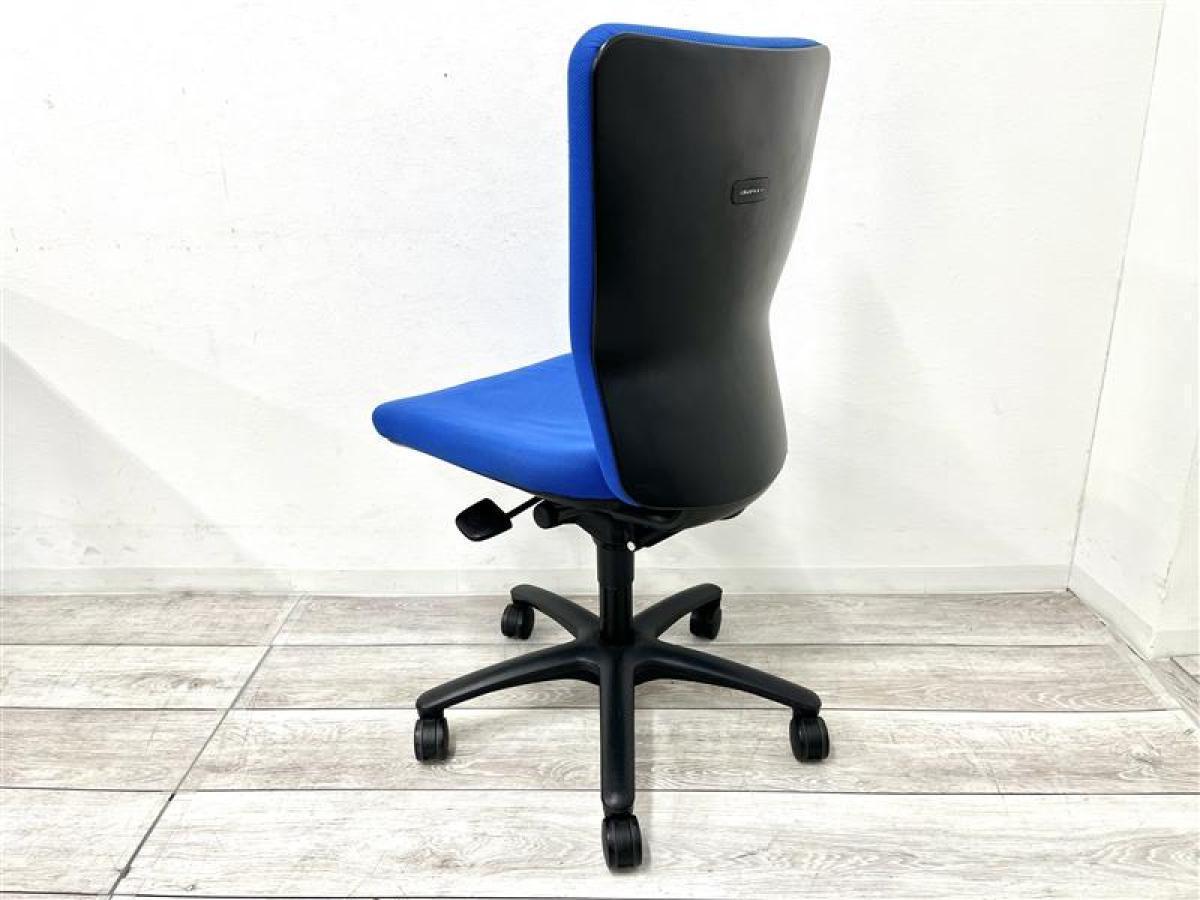 中古】カロッツァチェア CK36ZR FS16 オカムラ/okamura 肘無ハイバック