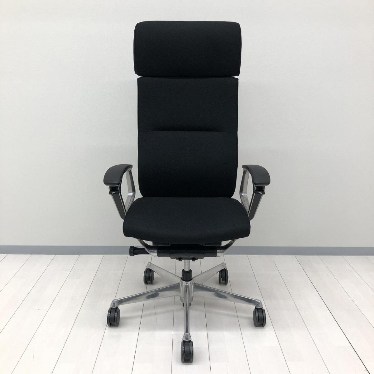 【2019年製・美品】オカムラCEシリーズ エクストラハイバック 本革 ブラック 中古】デューク（エクストラハイバック） CZ87ZR オカムラ/okamura 肘