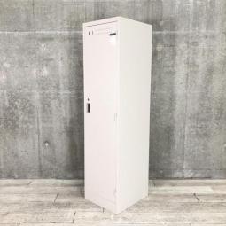 【安心の国内メーカー！移転や増員を検討されている方にオススメ！掃除用具入れにもおすすめ！】■コクヨ(KOKUYO)製　LKシリーズ　1人用ロッカー　更衣用ロッカー　W455×D515㎜　■シリンダー錠　■ニューグレー（T9）