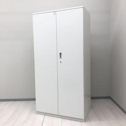【在庫入替セール品！（本在庫限定価格）】【執務室・バックヤード・更衣室まで幅広く活躍！】■イトーキ（ITOKI）製　ハニラインシリーズ　両開き書庫・ロッカー　ハイキャビネット　W900×D515×H1800mm　■シリンダー錠　■ホワイト　【弊社使用欄：A01075875】【HU】