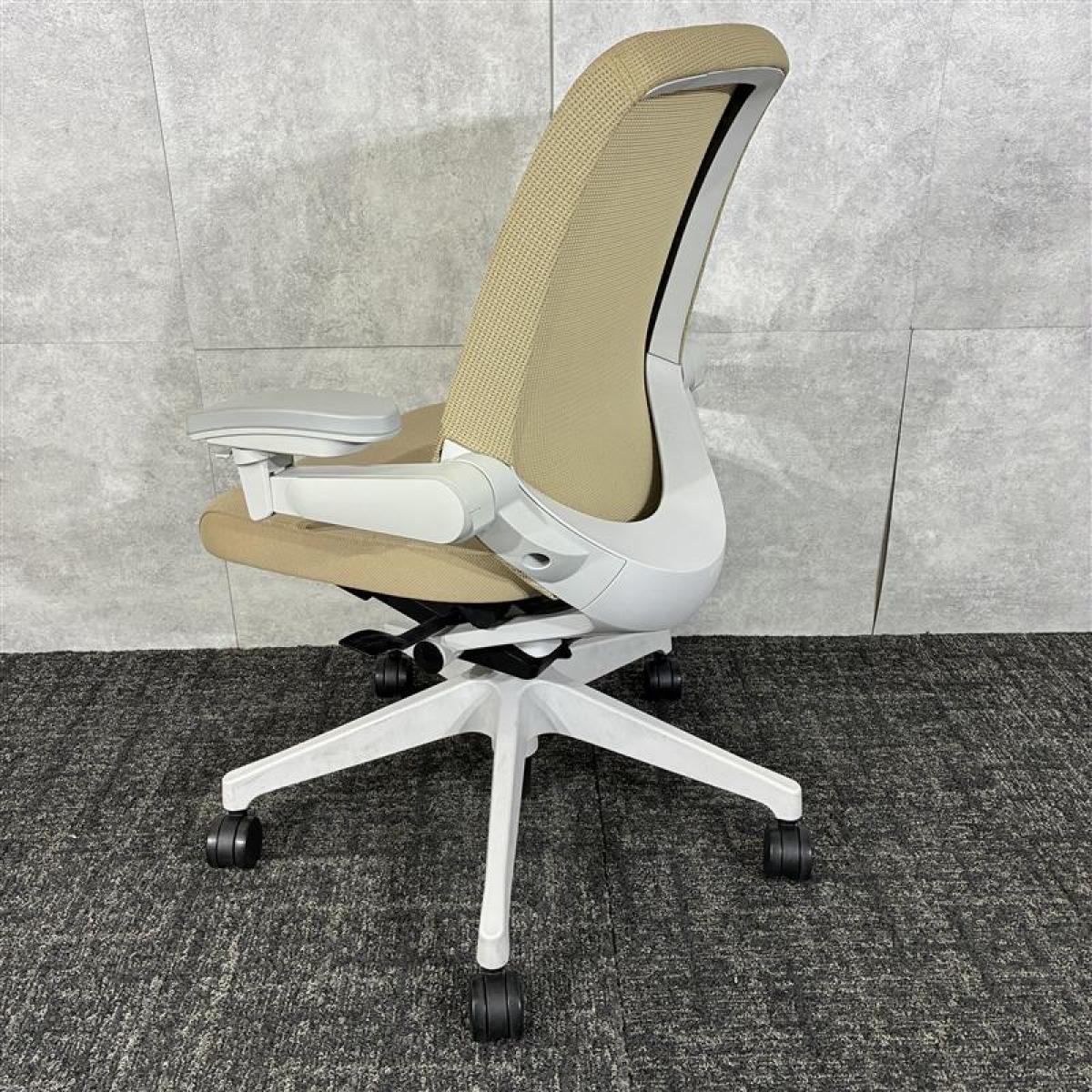 中古】ノート メッシュ イトーキ/ITOKI 肘付ローバックチェア 616490