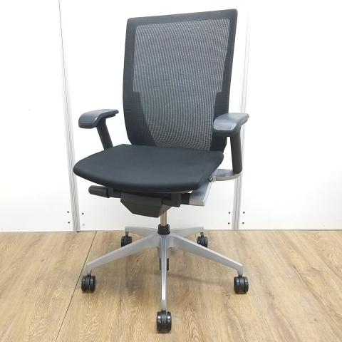 【中古】ヴェントチェア  イトーキ（ITOKI） 肘付ハイバックチェア
